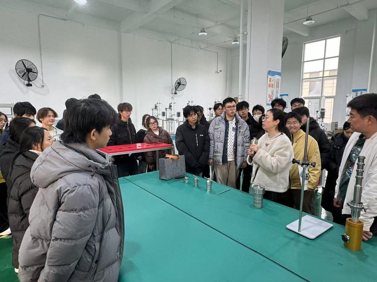 yy易游网页入口官网科技热烈欢迎西北大学化工学院2024级本科生来司开展实践周活动